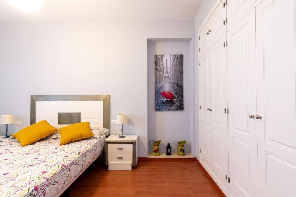 Comodo Apartamento En アルモンテ エクステリア 写真
