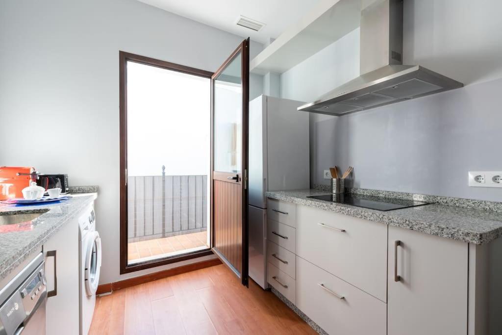 Comodo Apartamento En アルモンテ エクステリア 写真