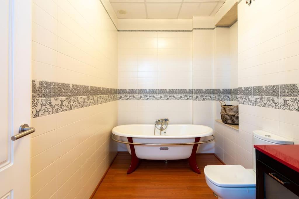 Comodo Apartamento En アルモンテ エクステリア 写真