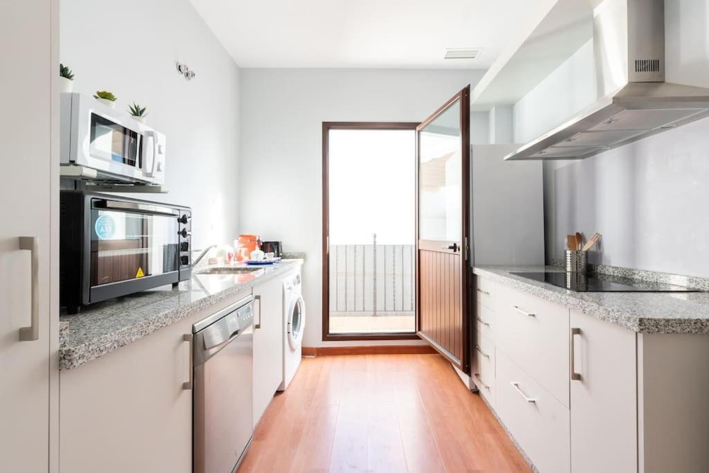 Comodo Apartamento En アルモンテ エクステリア 写真