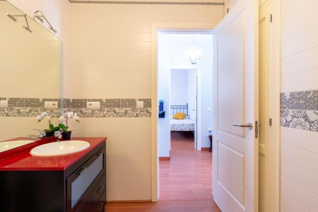 Comodo Apartamento En アルモンテ エクステリア 写真