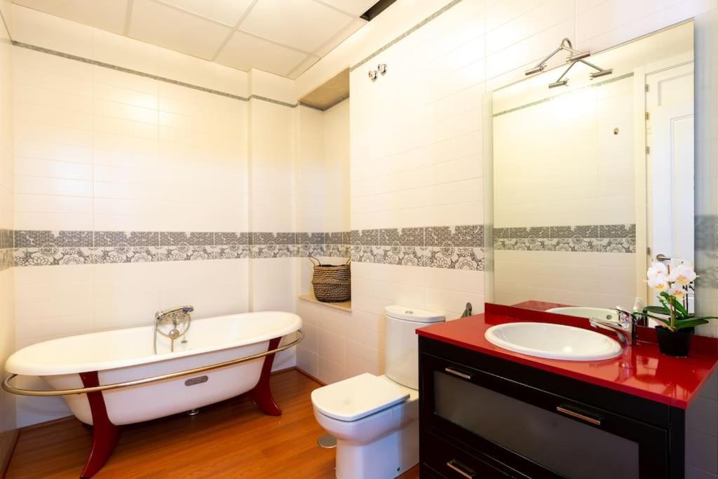 Comodo Apartamento En アルモンテ エクステリア 写真