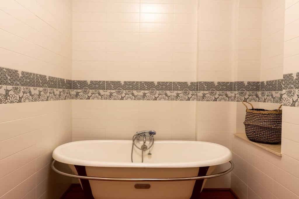 Comodo Apartamento En アルモンテ エクステリア 写真